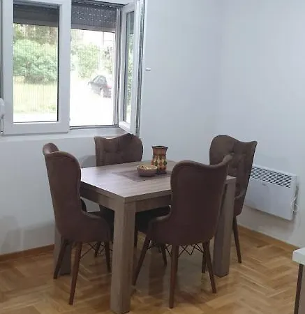 Milojevic Apartment